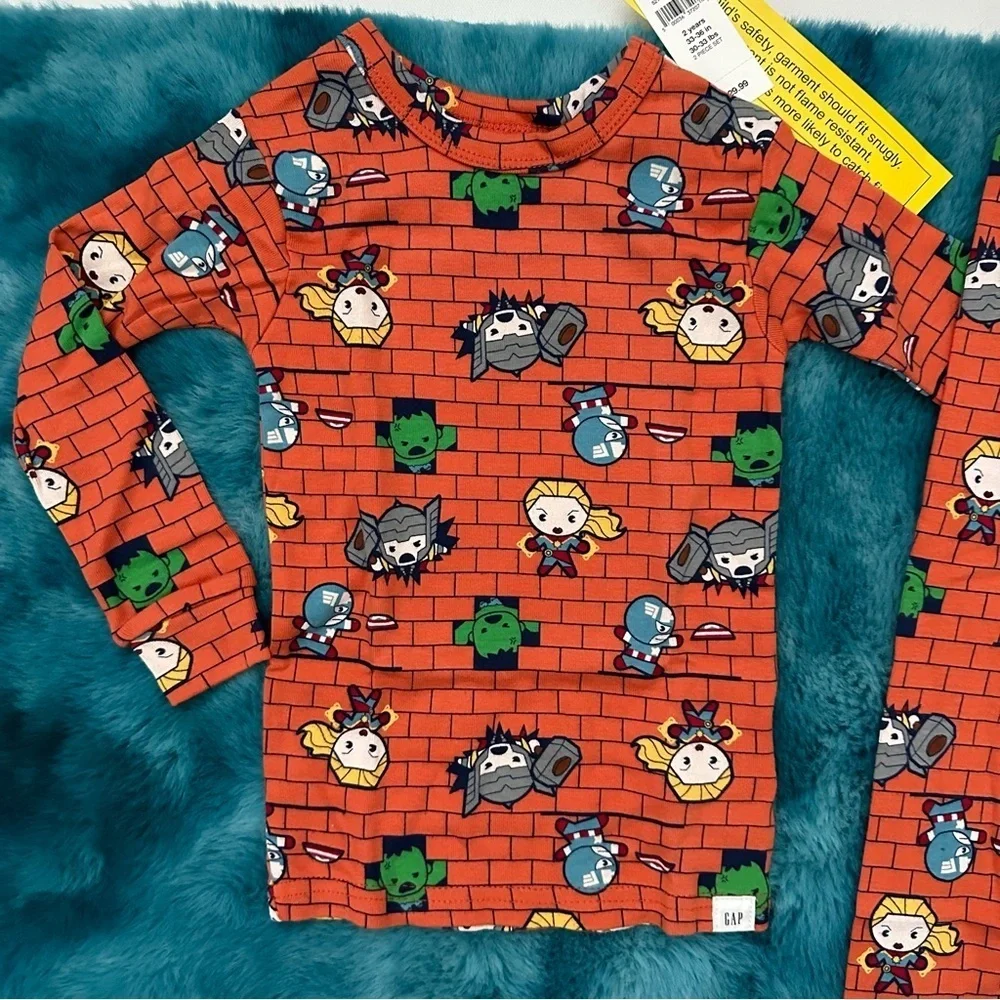 Baby Gap Marvel 2 piece Pajama Set Size 2 years